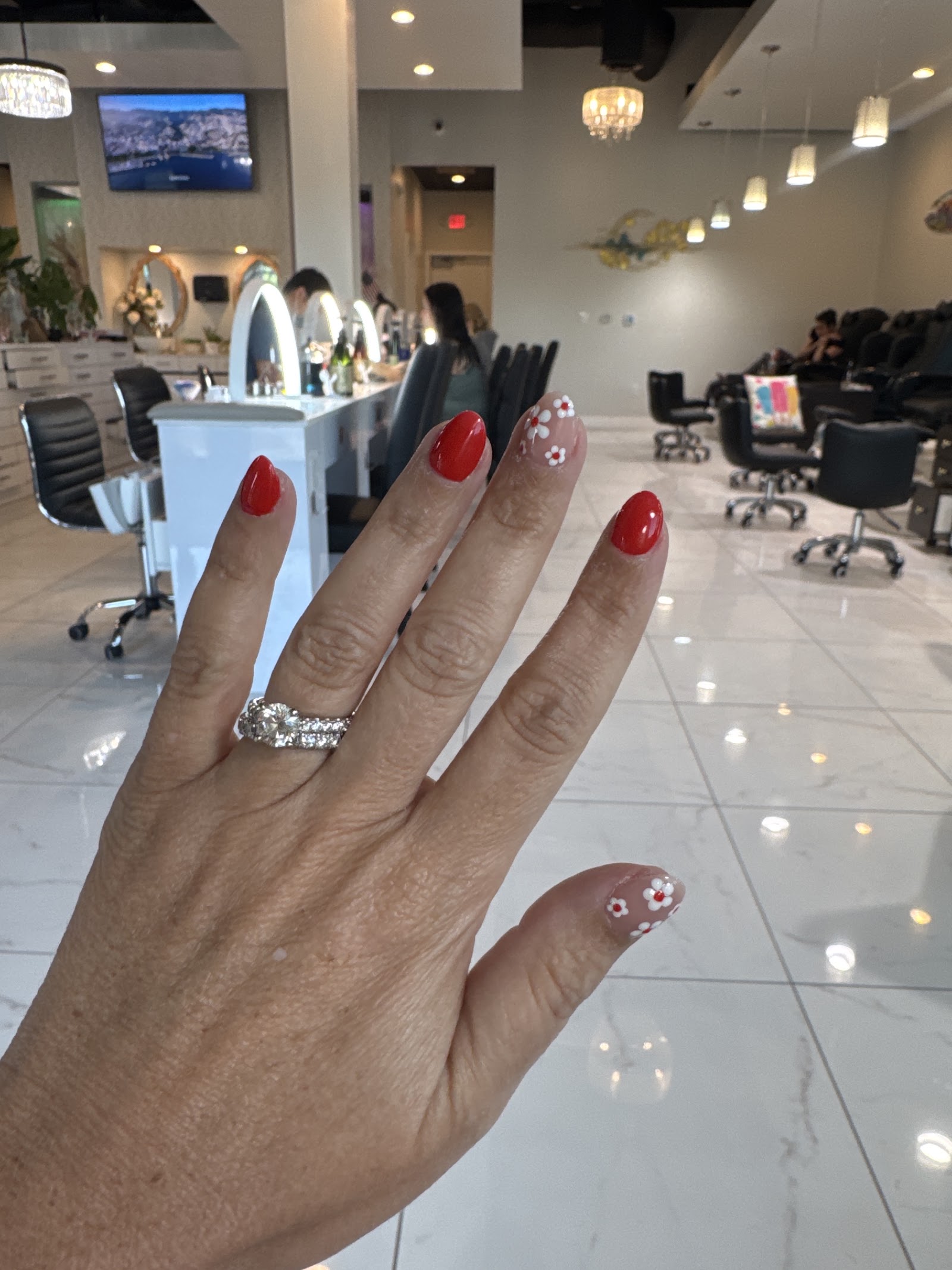 PULSE NAILS AND SPA nail photo 6